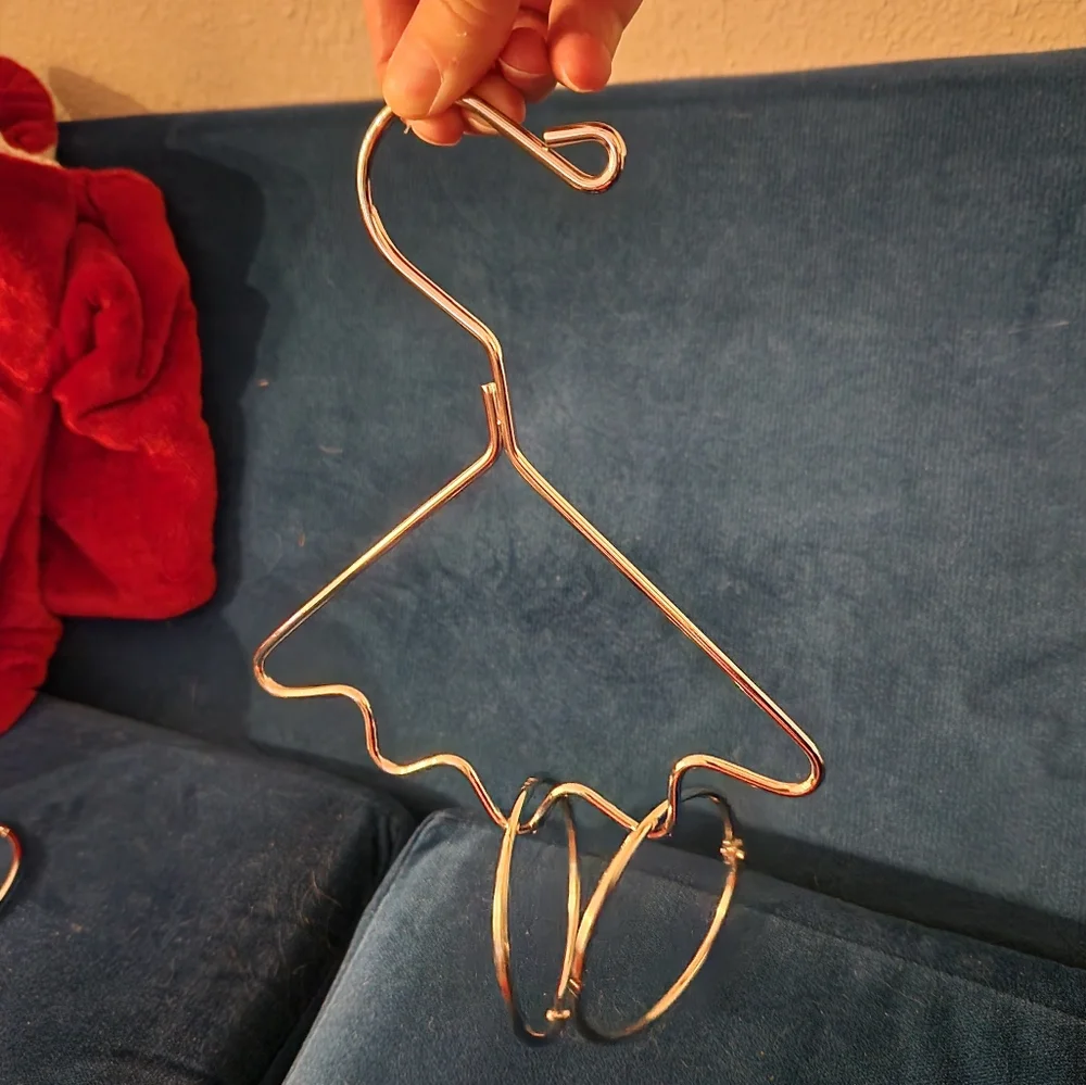 Hanger For Multiple SCARVES
